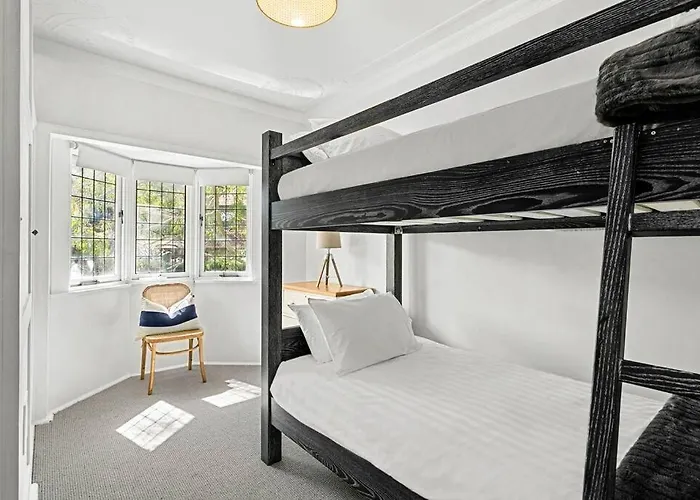 Har10 - Harriette St Hideaway 2-Bed Apt In Neutral Bay